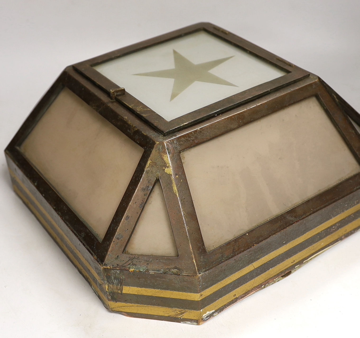 An early 20th century brass wall light, 33 x 33cm